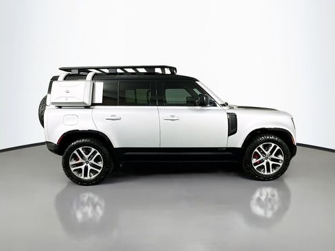 Used 2020 Land Rover Defender 110 X image 4