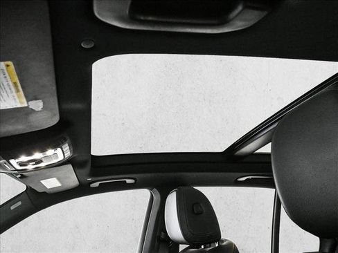 Used 2020 Mercedes-Benz GLE 350 4MATIC image 17