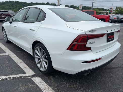 Used 2021 Volvo S60 T6 Momentum AWD/4WD image 5