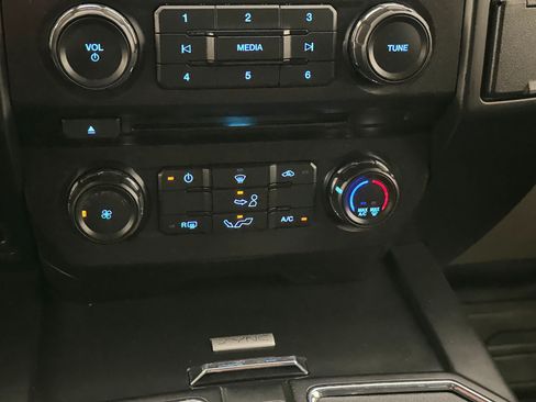 Used 2018 Ford F150 XL w/ Equipment Group 101A Mid AWD/4WD image 20
