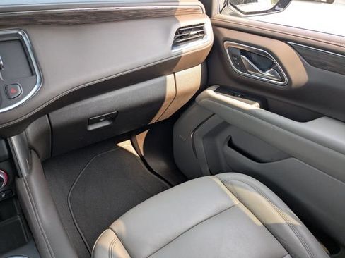 Used 2021 Chevrolet Tahoe LT RWD image 15