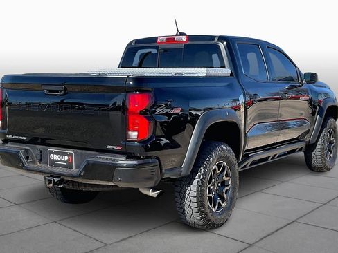 Used 2024 Chevrolet Colorado ZR2 w/ ZR2 Convenience Package III image 14