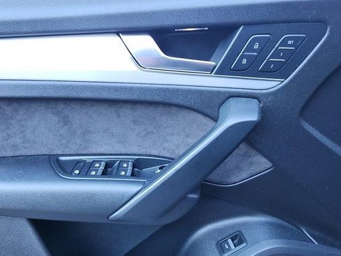 Used 2018 Audi SQ5 Premium Plus w/ Navigation Package AWD/4WD image 13
