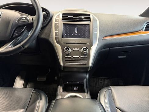Used 2016 Lincoln MKC Reserve w/ Lincoln MKC Climate Package AWD/4WD image 9