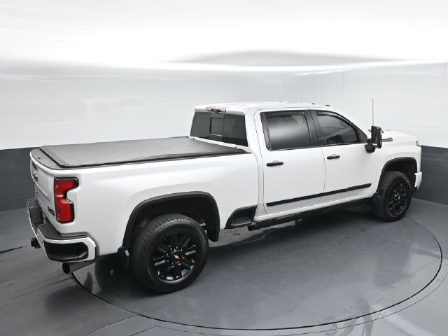 Used 2024 Chevrolet Silverado 3500 High Country w/ High Country Premium Package AWD/4WD image 45
