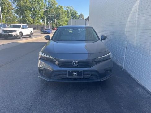 Used 2023 Honda Civic Touring image 1