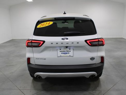 Used 2024 Ford Escape Active image 8