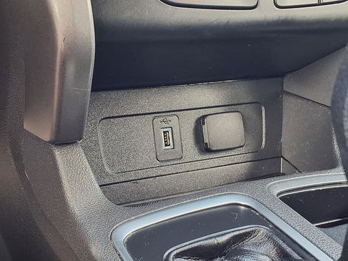 Used 2019 Ford Escape SE AWD/4WD image 14