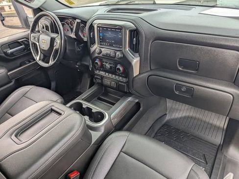 Used 2022 Chevrolet Silverado 2500 LTZ w/ LTZ Convenience Package image 12