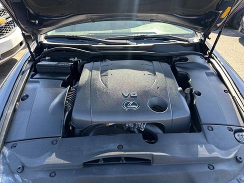 Used 2011 Lexus IS 250 w/ Premium Pkg Value Edition RWD image 18