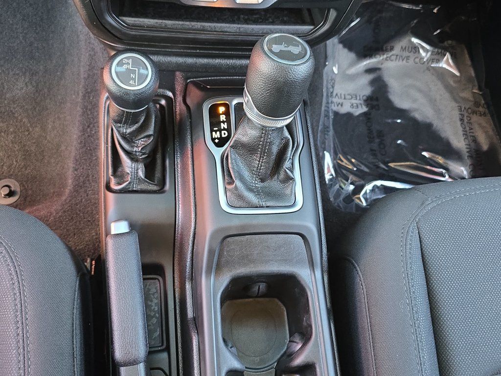 Used 2020 Jeep Wrangler Sport AWD/4WD image 26