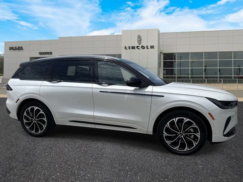 New 2026 Lincoln Nautilus Reserve AWD/4WD image 7