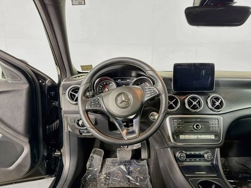 Used 2018 Mercedes-Benz GLA 250 image 19