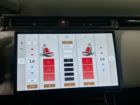 Used 2026 Land Rover Range Rover Velar Dynamic SE image 23