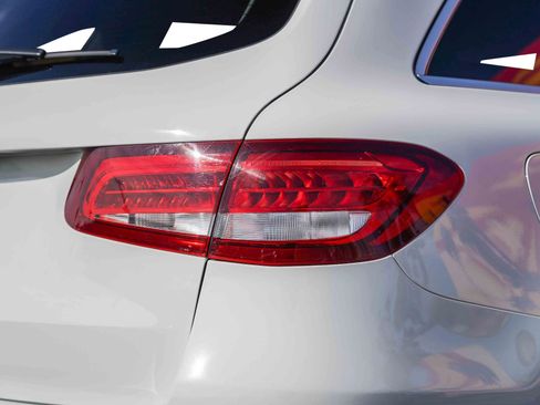 Used 2019 Mercedes-Benz GLC 300 image 53