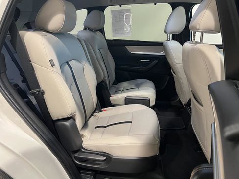 Used 2025 MAZDA CX-90 Plug-In Hybrid w/ Preferred image 36