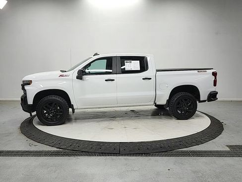 Used 2021 Chevrolet Silverado 1500 LT Trail Boss w/ Bed Protection Package AWD/4WD image 4