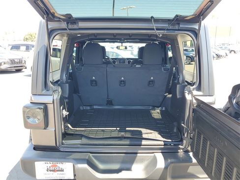 Used 2021 Jeep Wrangler Unlimited Sport image 7