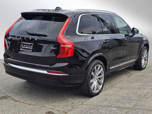 Certified 2023 Volvo XC90 B6 Ultimate w/ Lounge Package AWD/4WD image 3