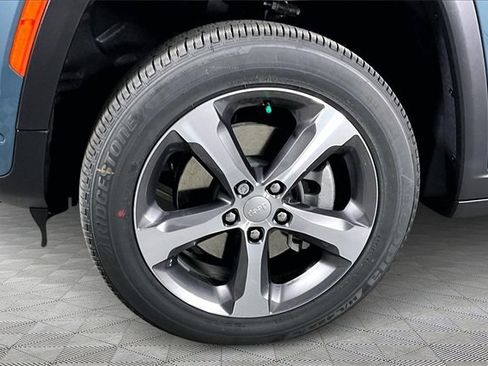 New 2026 Jeep Grand Cherokee L Limited image 13