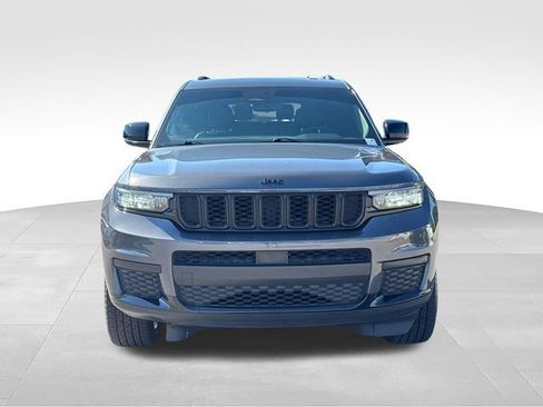 Used 2023 Jeep Grand Cherokee L Laredo AWD/4WD image 8