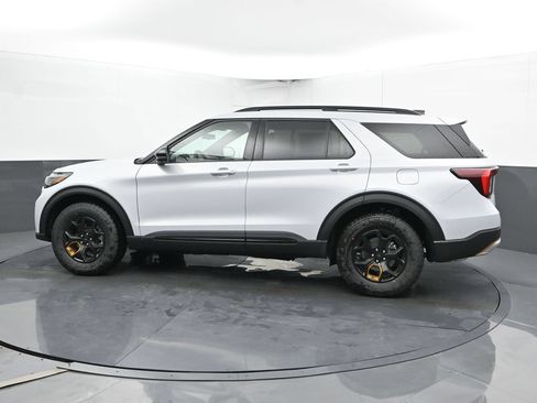 New 2026 Ford Explorer Tremor AWD/4WD image 8
