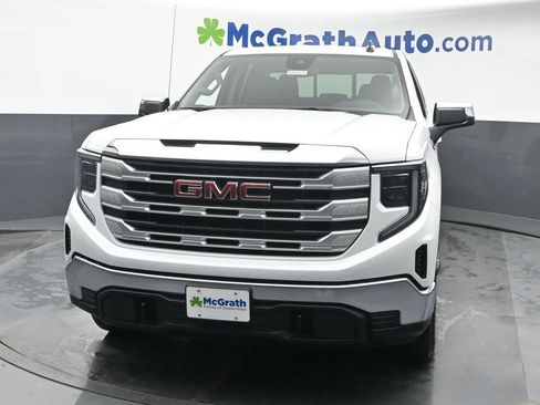 New 2026 GMC Sierra 1500 SLE w/ Preferred Package image 5