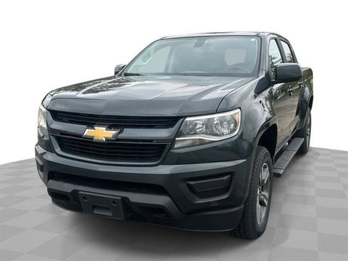 Used 2018 Chevrolet Colorado W/T w/ Custom Special Edition AWD/4WD image 22