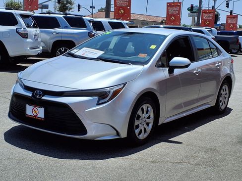 Certified 2024 Toyota Corolla LE FWD image 3
