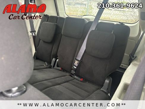 Used 2017 Dodge Grand Caravan SE w/ Power Window Group image 8