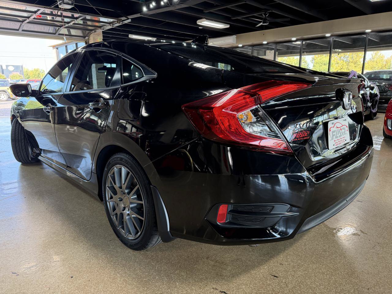 Used 2016 Honda Civic EX-T image 5