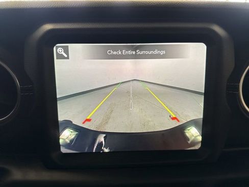 Used 2021 Jeep Gladiator Overland w/ Popular Equipment Package image 38