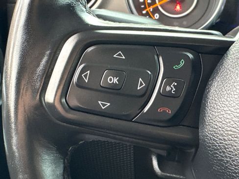 Used 2022 Jeep Gladiator Sport image 21