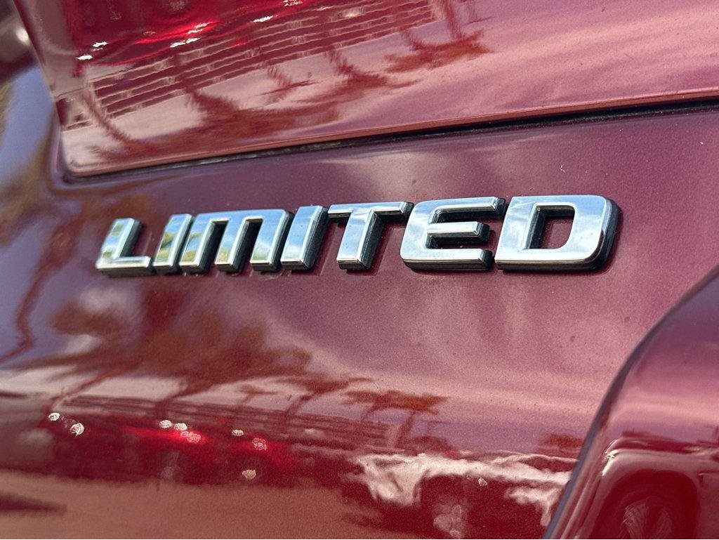 Used 2023 Jeep Grand Cherokee L Limited RWD image 39