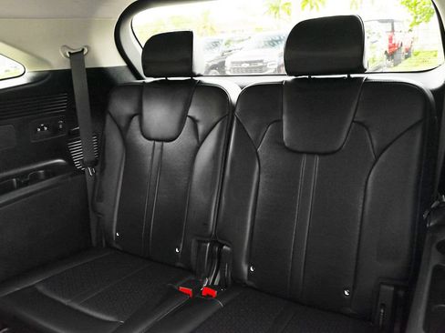 Used 2023 Kia Sorento EX FWD image 15