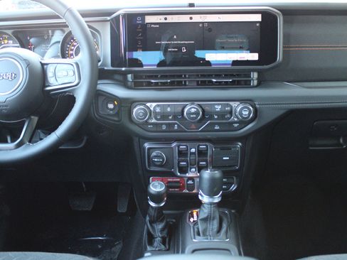 New 2026 Jeep Gladiator Mojave image 17