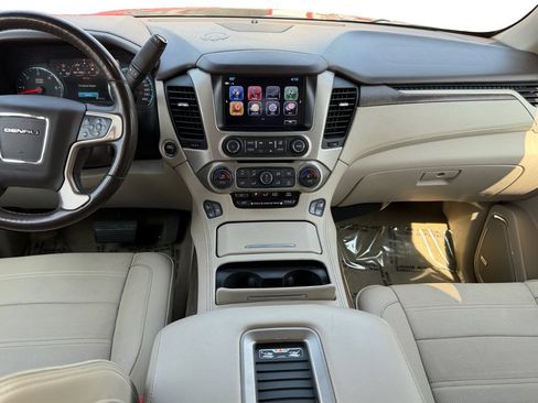 Used 2018 GMC Yukon XL Denali w/ Denali Ultimate Package AWD/4WD image 14