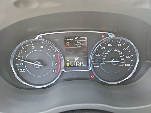 Used 2018 Subaru Forester 2.5i Touring AWD/4WD image 13