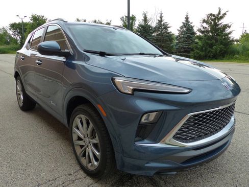 Used 2024 Buick Encore GX Avenir AWD/4WD image 14