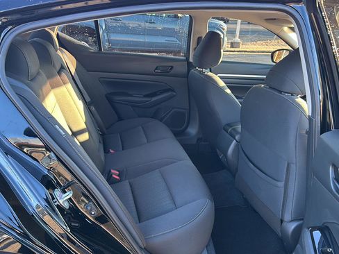 Used 2023 Nissan Altima 2.5 SV image 11