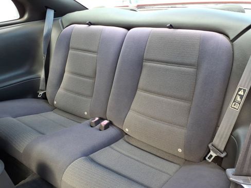 Used 2003 Ford Mustang Coupe RWD image 10
