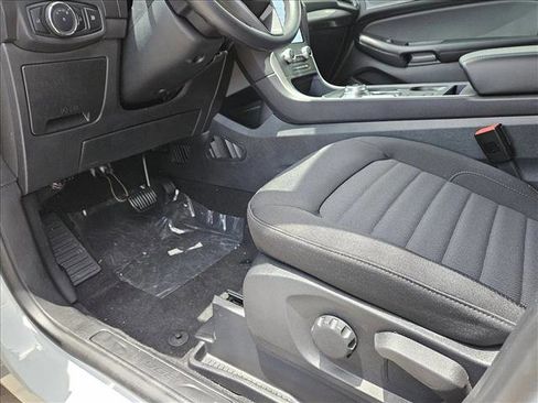 New 2024 Ford Edge SE image 4