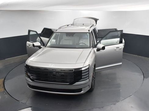 Used 2026 Hyundai Palisade Calligraphy FWD image 37