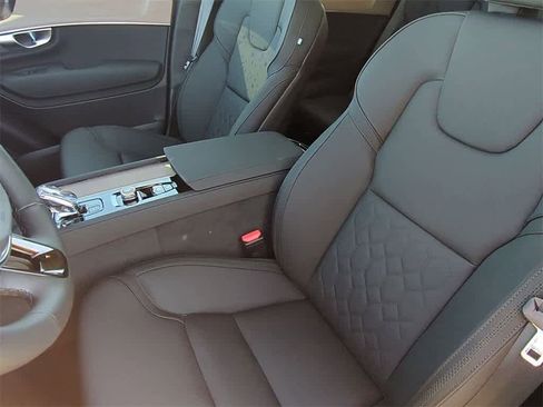 Used 2026 Volvo XC90 B6 Plus w/ Protection Package Premier image 14
