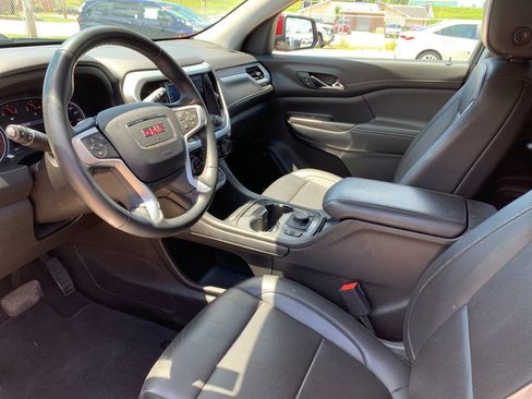 Used 2023 GMC Acadia SLT AWD/4WD image 11