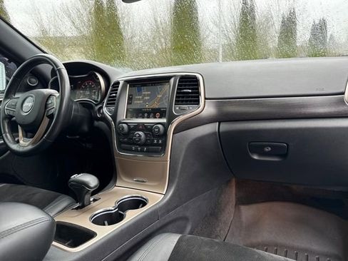 Used 2015 Jeep Grand Cherokee Altitude image 25