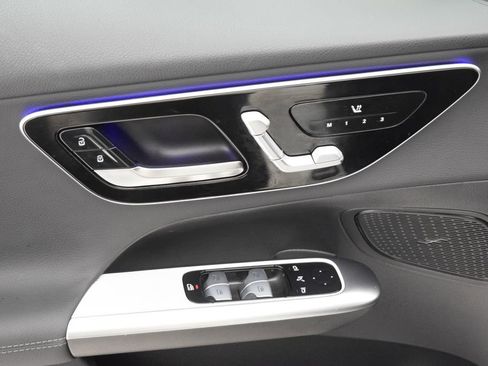 Certified 2026 Mercedes-Benz GLC 300 image 19