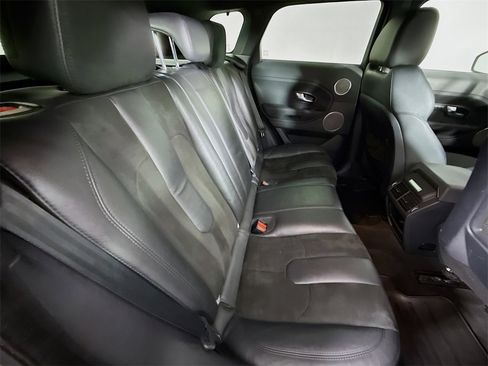 Used 2015 Land Rover Range Rover Evoque Pure image 25