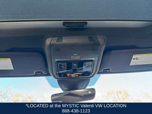 Certified 2022 Volkswagen Golf R AWD/4WD image 20