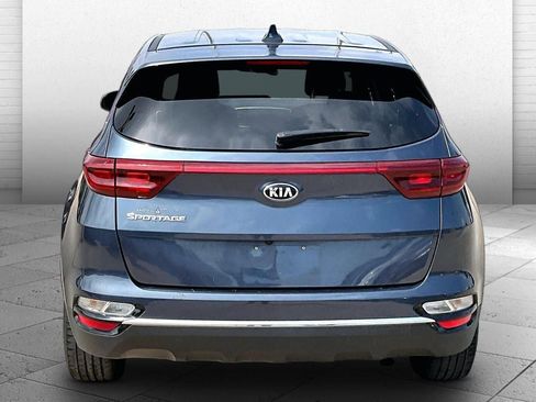 Used 2022 Kia Sportage LX FWD image 6